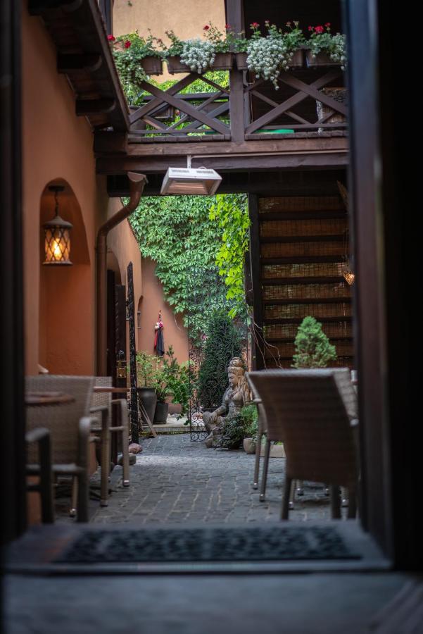 Bed and Breakfast Mai Ram Yoga House VNO Esterno foto